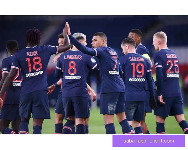 以萨福诺夫自述门将风格朗斯防守不给对手破门机会